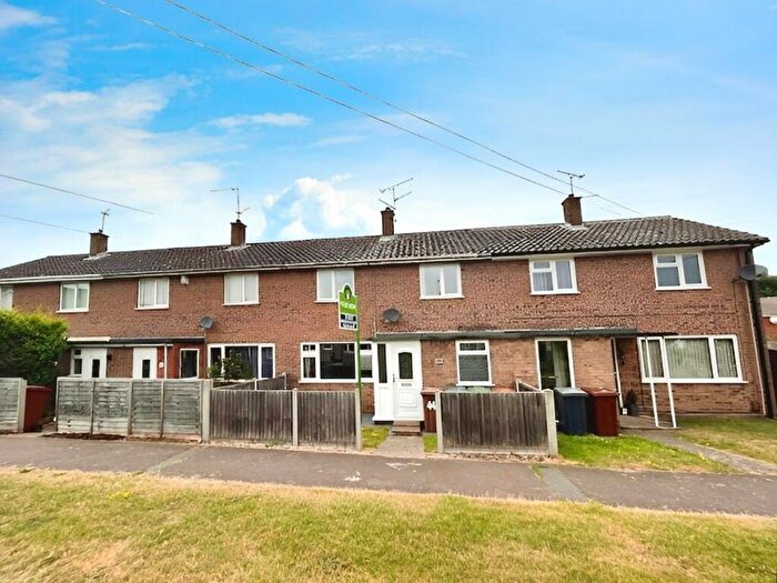 3 Bedroom Terraced House To Rent In Bittern Way, Lincoln, Lincolnshire, LN6