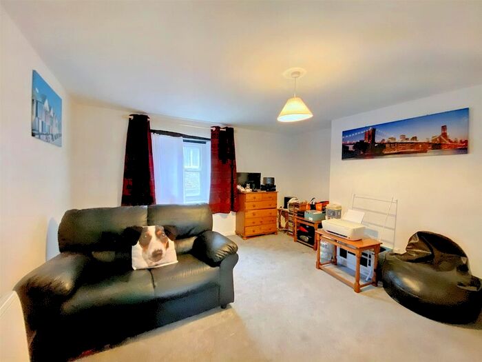 2 Bedroom Cottage For Sale In Cosheston, Pembroke Dock, SA72