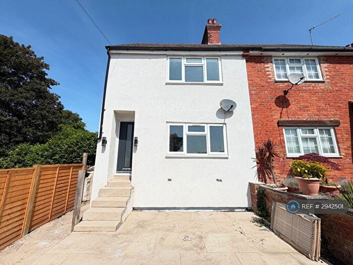 3 Bedroom Semi-Detached House To Rent In Windmill Road, Aldershot, GU12