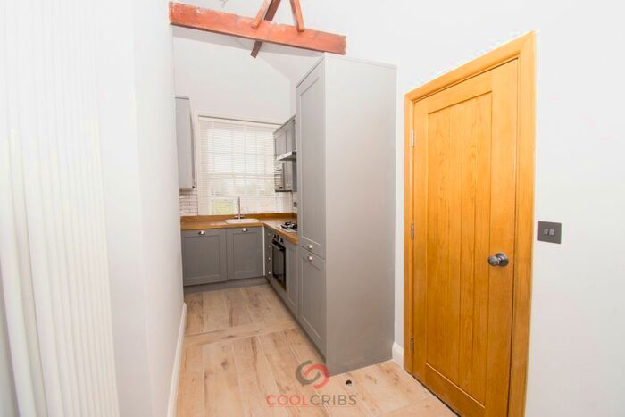 2 Bedroom Flat To Rent In Elgin Avenue, Maida Vale, London, W9