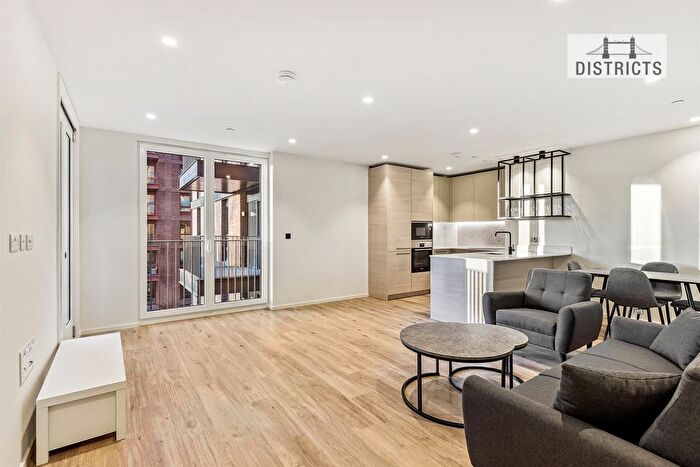 1 Bedroom Flat To Rent In Curlew House, Heron Wharf, E14