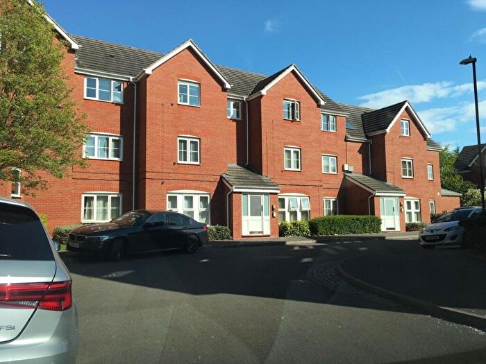 2 Bedroom Apartment To Rent In Hickory Close Woodway Lane Walsgrave Coventry, CV2