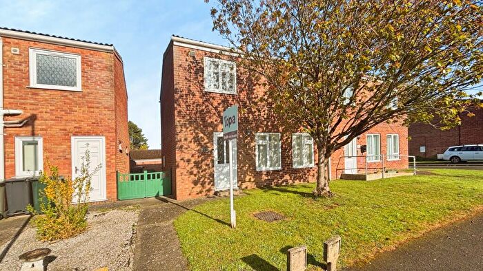 3 Bedroom Semi Detached House For Sale In Milson Close, Coningsby, LN4