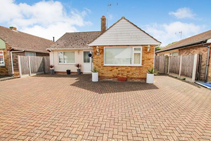 2 Bedroom Bungalow To Rent In Cherry Gardens, Herne Bay, CT6
