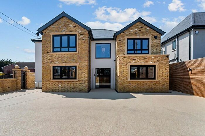 6 Bedroom Detached House For Sale In Noak Hill Road, Billericay, Essex, CM12