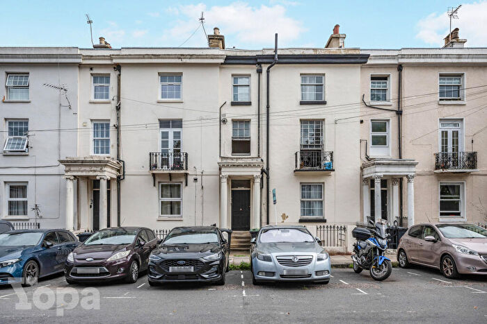 1 Bedroom Flat For Sale In Burch Road, Gravesend, DA11
