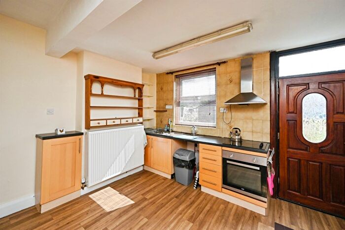 3 Bedroom Detached House For Sale In Albion Street, Ripley, DE5