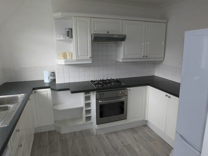 1 Bedroom Flat To Rent In Cliffe High Street, Lewes, BN7