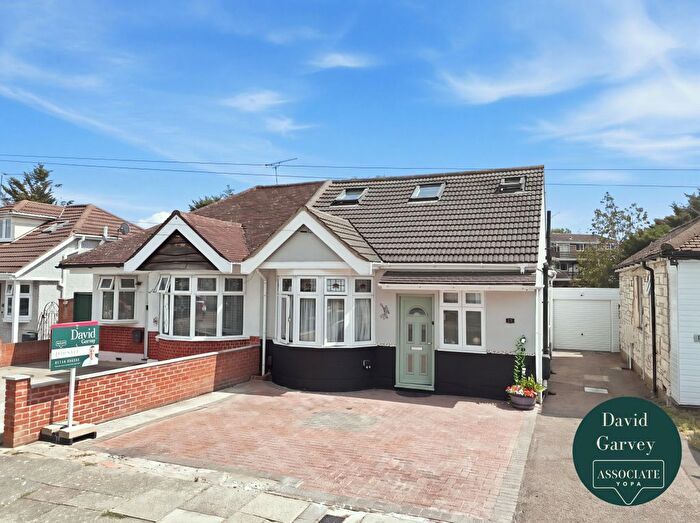 3 Bedroom Semi Detached Bungalow For Sale In Heather Drive, Romford, RM1