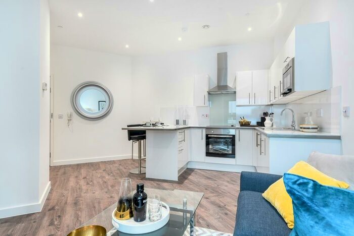 1 Bedroom Apartment To Rent In Delta Point, Wellesley Road, Croydon, CR0