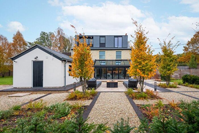 4 Bedroom Detached House For Sale In Newmarket Road, Teversham, Cambridge, Cambridgeshire, CB1
