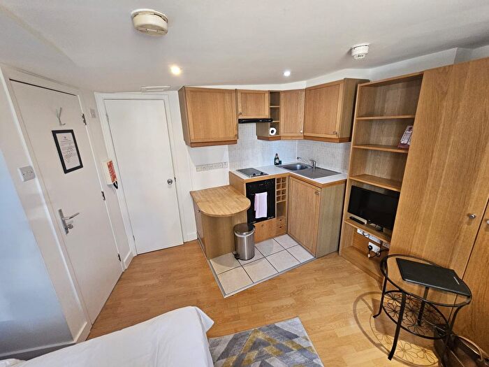 Studio To Rent In Cartwright Gardens, Bloomsbury, WC1H