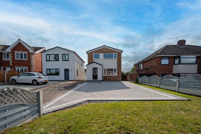 3 Bedroom Detached House For Sale In Liverpool Road, Lydiate, L31