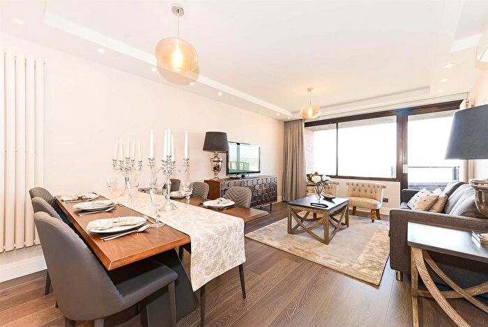 3 Bedroom Flat To Rent In Finchley Road, London, NW3