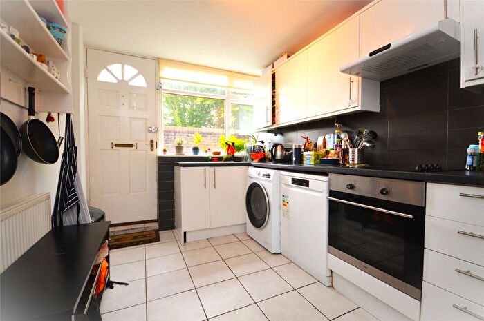 4 Bedroom Maisonette To Rent In Murfett Close, Southfields, London, London, SW19