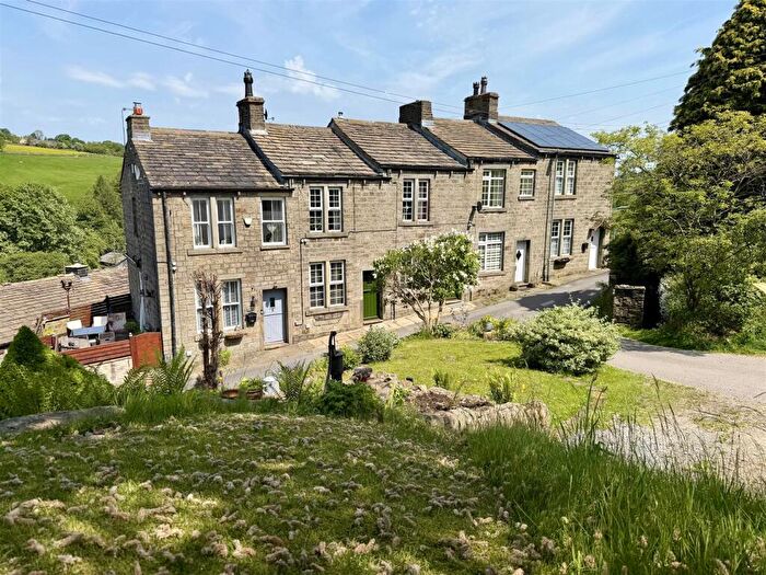 3 Bedroom Terraced House For Sale In Lumbfoot, Stanbury, Keighley, BD22