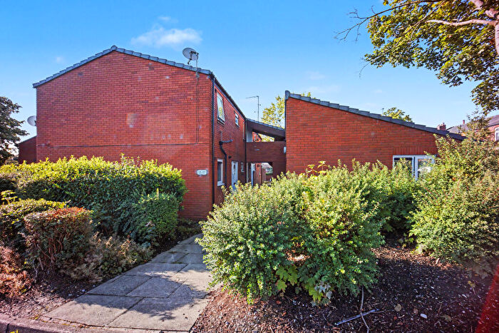 2 Bedroom Flat For Sale In Fell View, Chorley, Lancashire, PR6