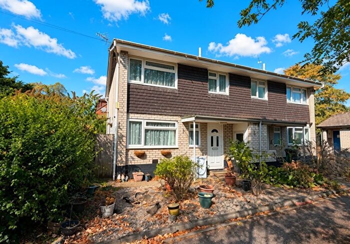3 Bedroom Semi-Detached House For Sale In Reservoir Cottages, Love Lane, Abbots Langley, Hertfordshire, WD5