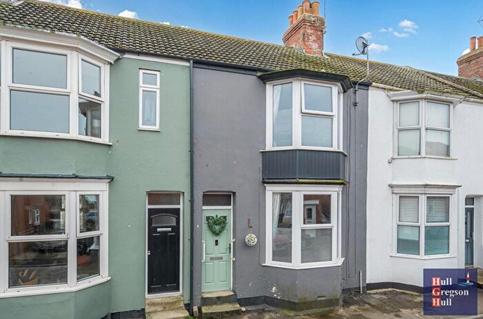 3 Bedroom Terraced House For Sale In Victoria Road, Portland, DT5