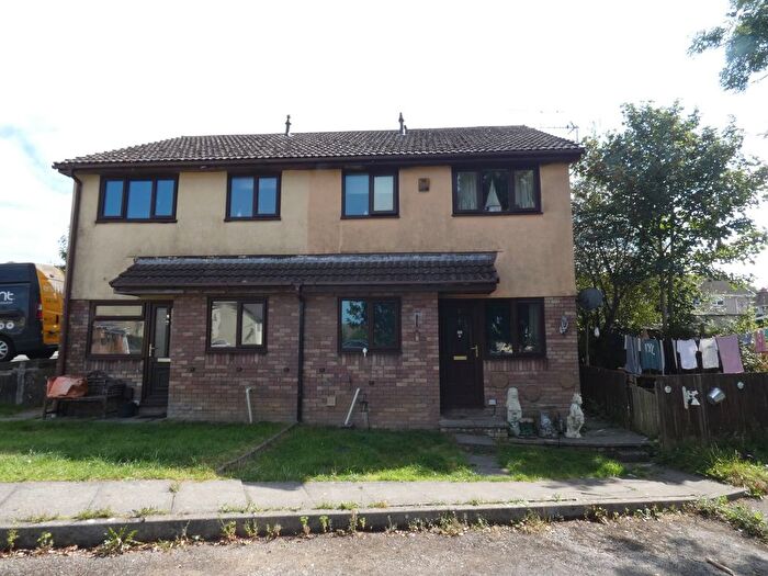1 Bedroom Maisonette To Rent In Willowturf Court, Bryncethin, Bridgend, CF32