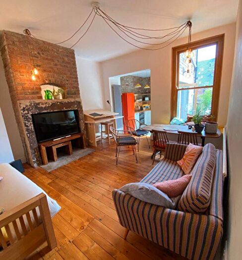 2 Bedroom Flat To Rent In Doncaster Road, Newcastle Upon Tyne, NE2