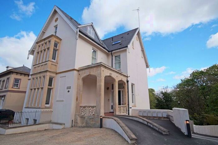 2 Bedroom Flat To Rent In St Georges Road, GL50