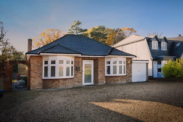 3 Bedroom Detached House For Sale In Ingrave Road, Brentwood, CM13