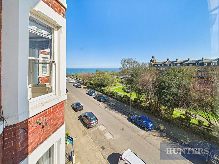 2 Bedroom Flat For Sale In Prince Of Wales Terrace, Scarborough, YO11