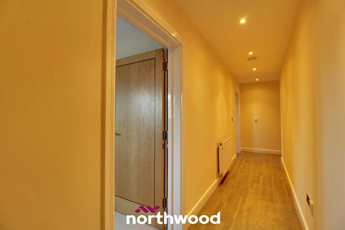 2 Bedroom Flat To Rent In Bawtry Road, Bessacarr, Doncaster, DN4