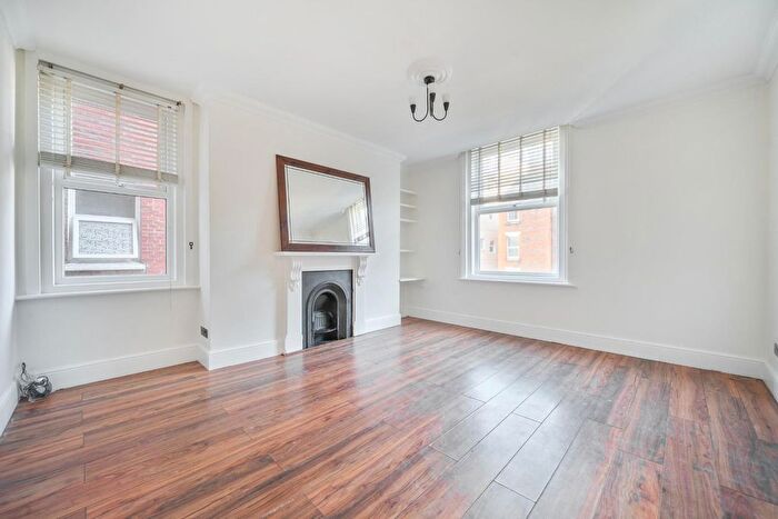 2 Bedroom Flat To Rent In Western Parade, Southsea, PO5