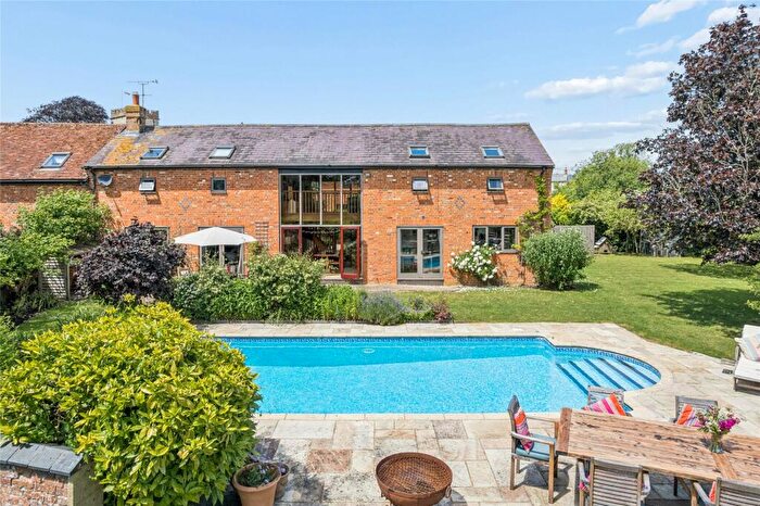 5 Bedroom Barn Conversion For Sale In Church Street, North Marston, MK18