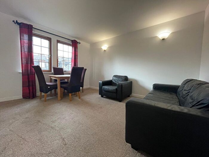 2 Bedroom Flat To Rent In George Street, Flat, AB25
