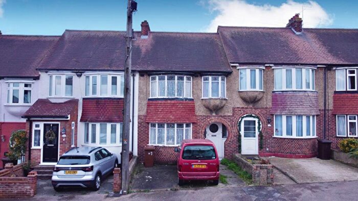 3 Bedroom Terraced House For Sale In Grafton Avenue, Rochester, ME1