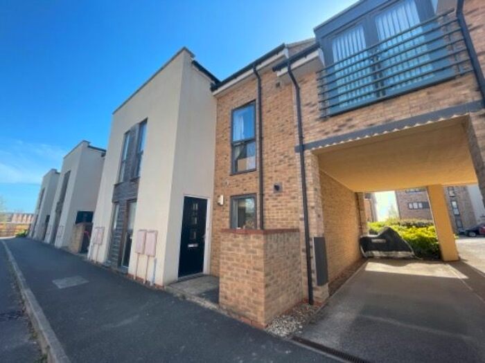 4 Bedroom Terraced House To Rent In Kings Court, Yeoman Drive, Cambridge CB3