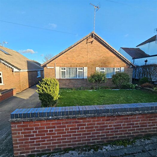 3 Bedroom Detached Bungalow For Sale In Central Avenue, Walesby, Newark, NG22