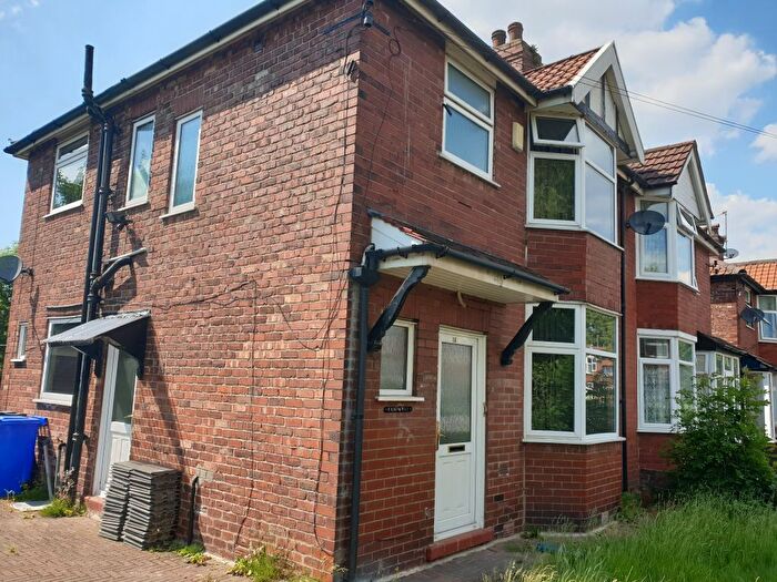3 Bedroom Semi-Detached House To Rent In Skelton Grove, Manchester, M13