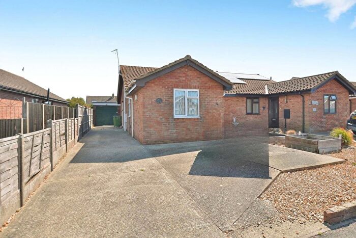 3 Bedroom Bungalow For Sale In Leonard Road, Greatstone, New Romney, Kent, TN28