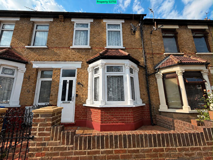 2 Bedroom Terraced House For Sale In Methuen Road, Belvedere, DA17
