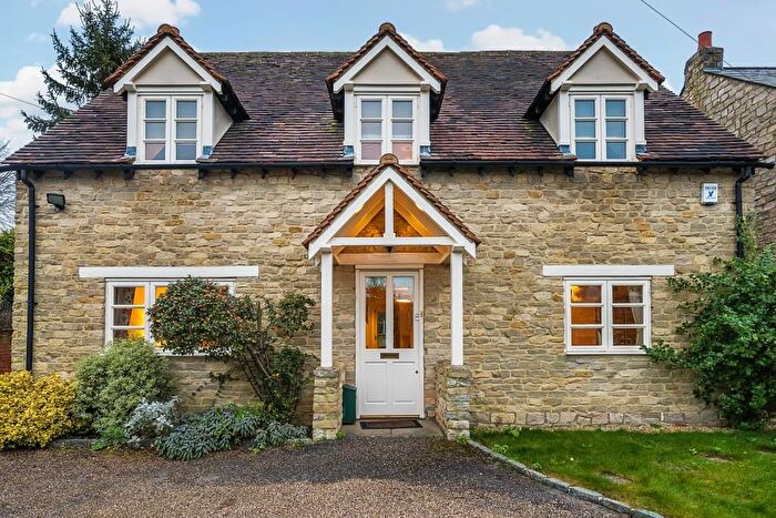 4 Bedroom Detached House For Sale In Garsington, Oxford, OX44