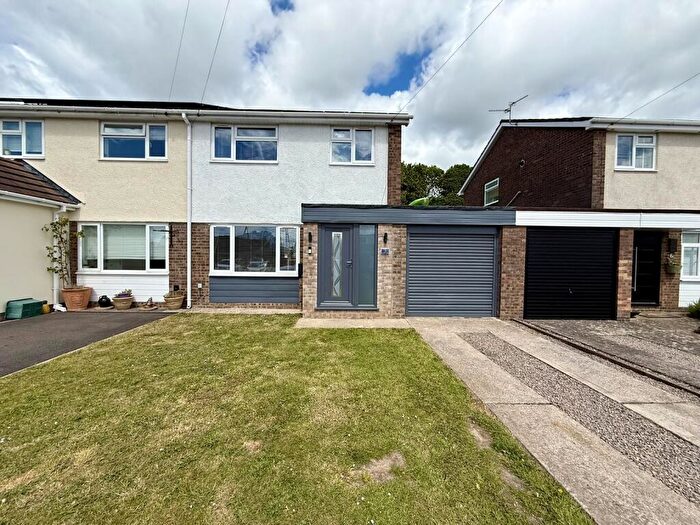 3 Bedroom Semi-Detached House For Sale In Swallow Drive, Caldicot, Mon., NP26