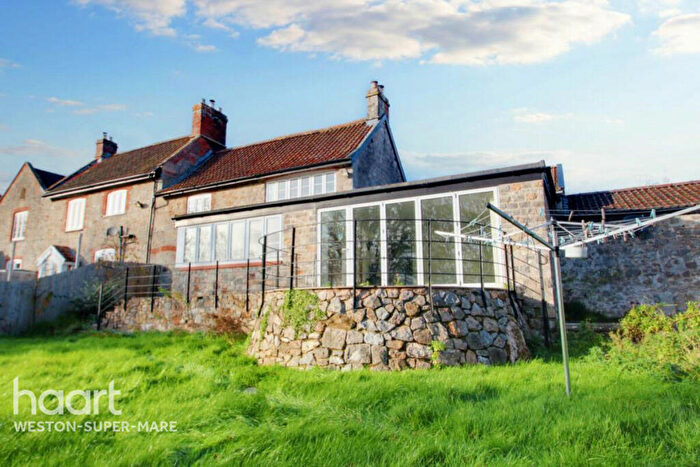 3 Bedroom Semi-Detached House To Rent In Bridgwater Road, Weston-super-mare, BS24