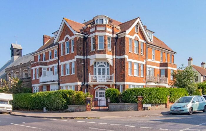 2 Bedroom Flat For Sale In Eastern Esplanade, Margate, Kent, CT9