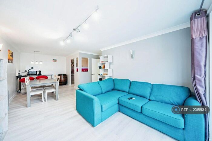 2 Bedroom Flat To Rent In Oregon Building, London, SE13