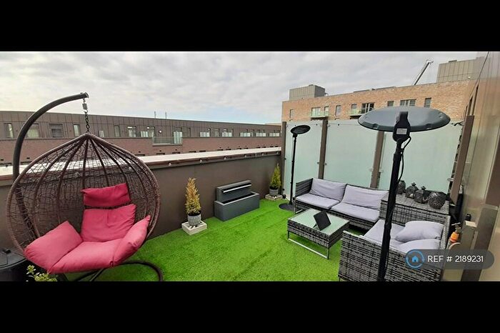 2 Bedroom Flat To Rent In Cantwell House, London, E13