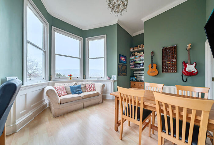 1 Bedroom Apartment For Sale In Belvedere, Bath, Somerset, BA1