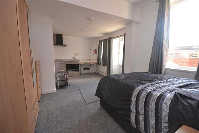 Studio To Rent In Wokingham Road, Reading, RG6