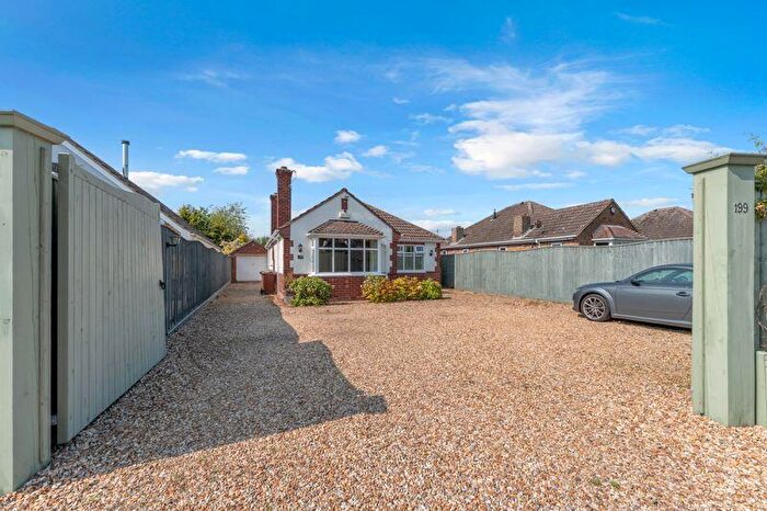 3 Bedroom Detached Bungalow For Sale In North Sea Lane, Cleethorpes, DN35