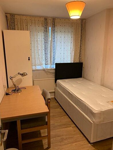 5 Bedroom Detached House To Rent In Aldrin Way, CV4