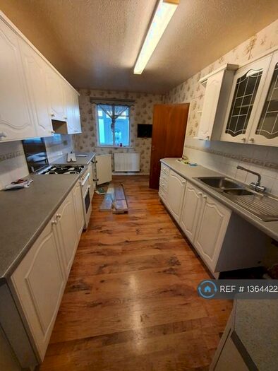 4 Bedroom Terraced House To Rent In Winchcombe Road, Portsmouth, PO6