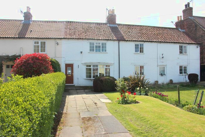 2 Bedroom Cottage For Sale In Main Street, Stillington, York, YO61